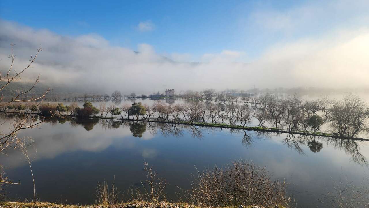 Menteşe’de Sağanak Sonrası Tarlalar Göle Döndü, Doğa Kartpostallık Görüntüler Sundu 3